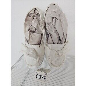 Time And Tru Shoes Womens Small Sz 6 Slip On Loafer White Fabric Casual Comfort